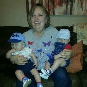 Meet your Posher, Dana